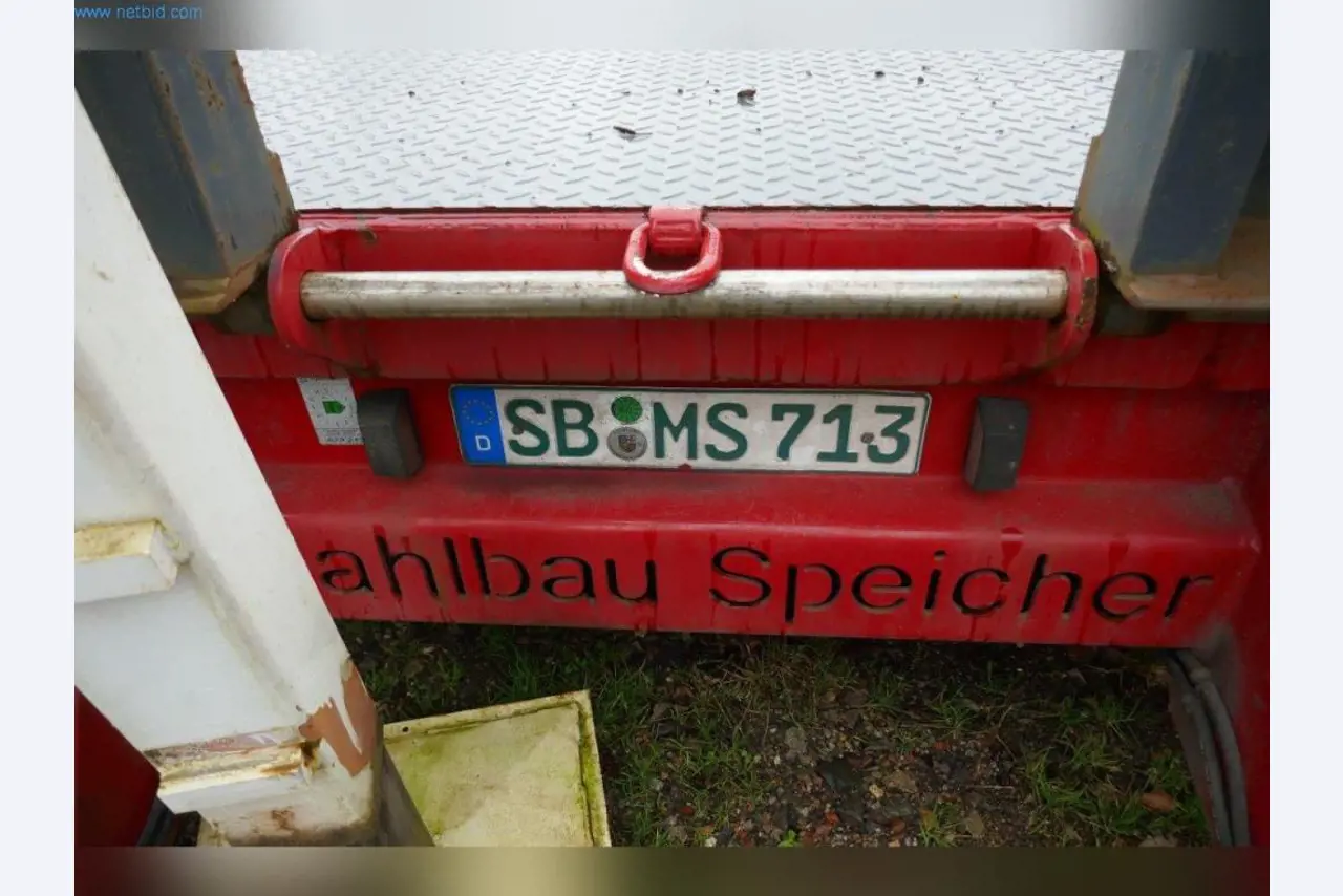 Stroje, provozní a kancelářské vybavení, zásoby, montážní materiál a vozidla-6