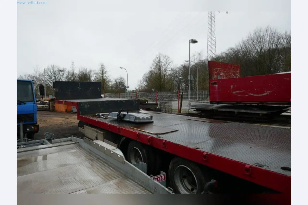 Stroje, provozní a kancelářské vybavení, zásoby, montážní materiál a vozidla-8