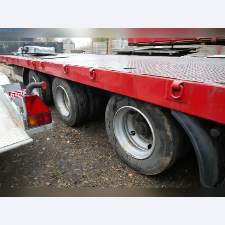 Stroje, provozní a kancelářské vybavení, zásoby, montážní materiál a vozidla-9