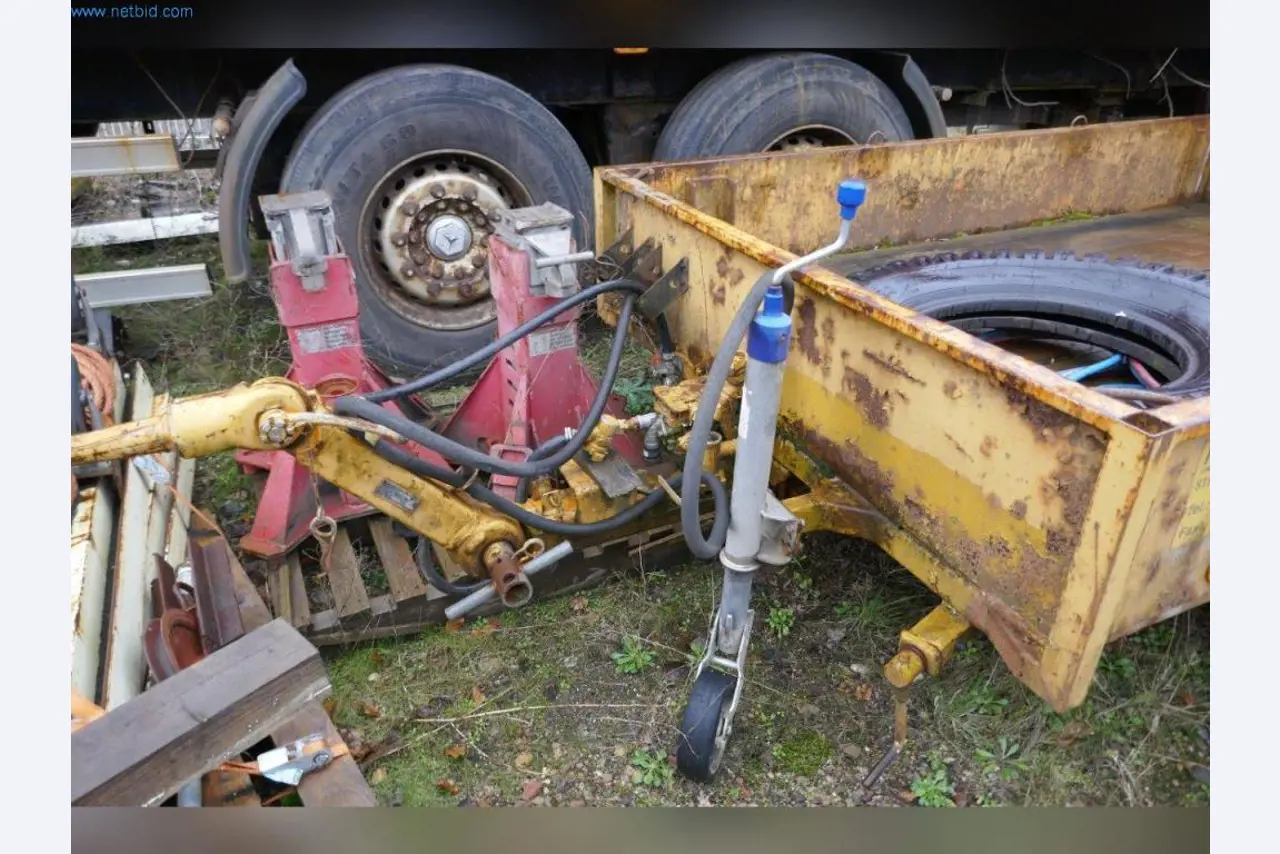 Máquinas, equipamento operacional e de escritório, existências, materiais de montagem e veículos (divisão Construção Metálica)-2