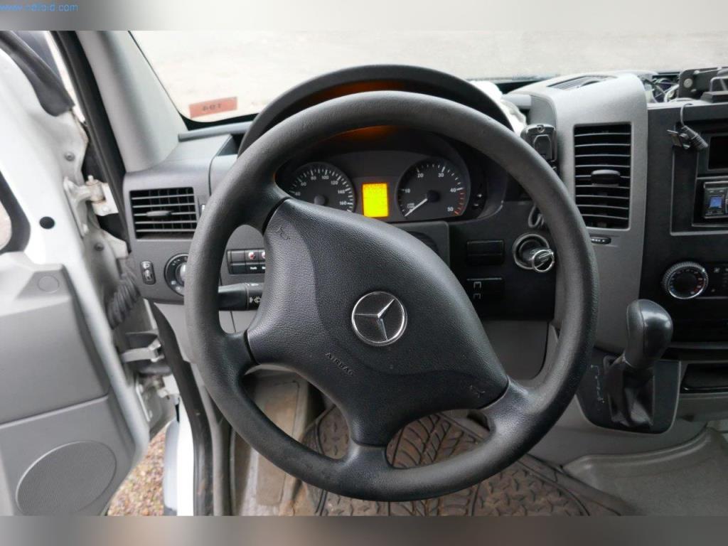 Stroji, poslovna in pisarniška oprema, zaloge, montažni material in vozila-3