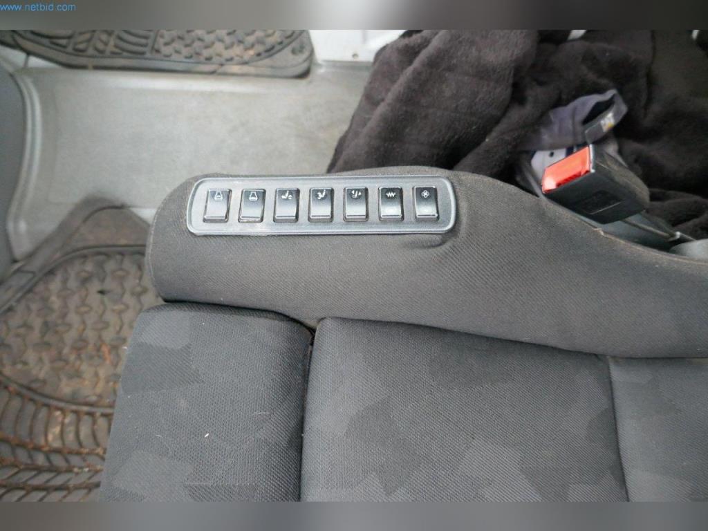 Stroji, poslovna in pisarniška oprema, zaloge, montažni material in vozila-9