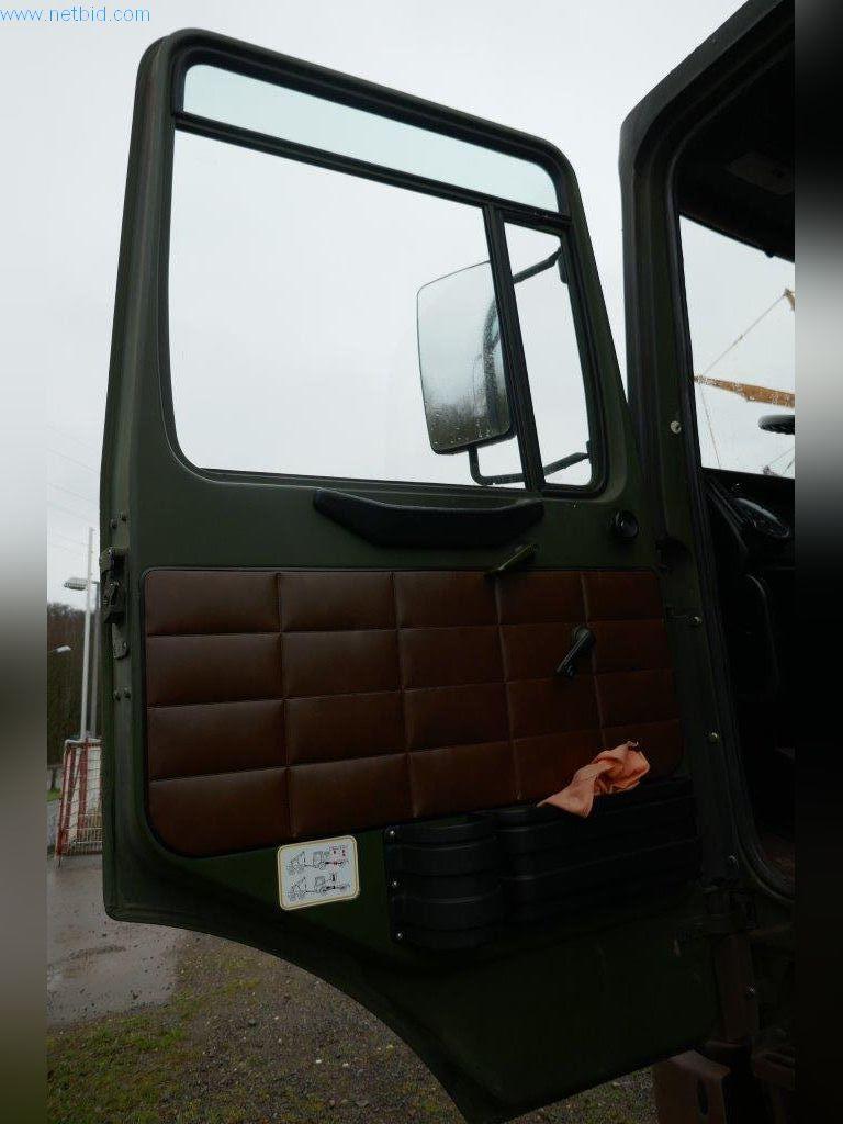 Stroji, poslovna in pisarniška oprema, zaloge, montažni material in vozila-28