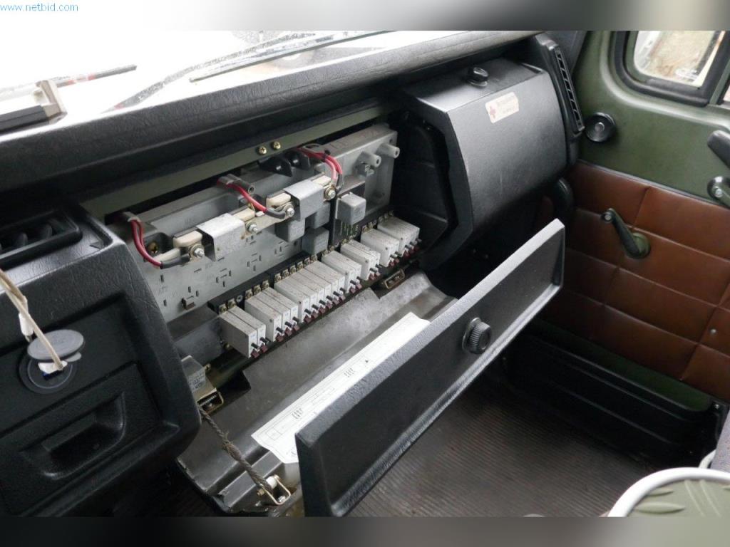 Stroji, poslovna in pisarniška oprema, zaloge, montažni material in vozila-8