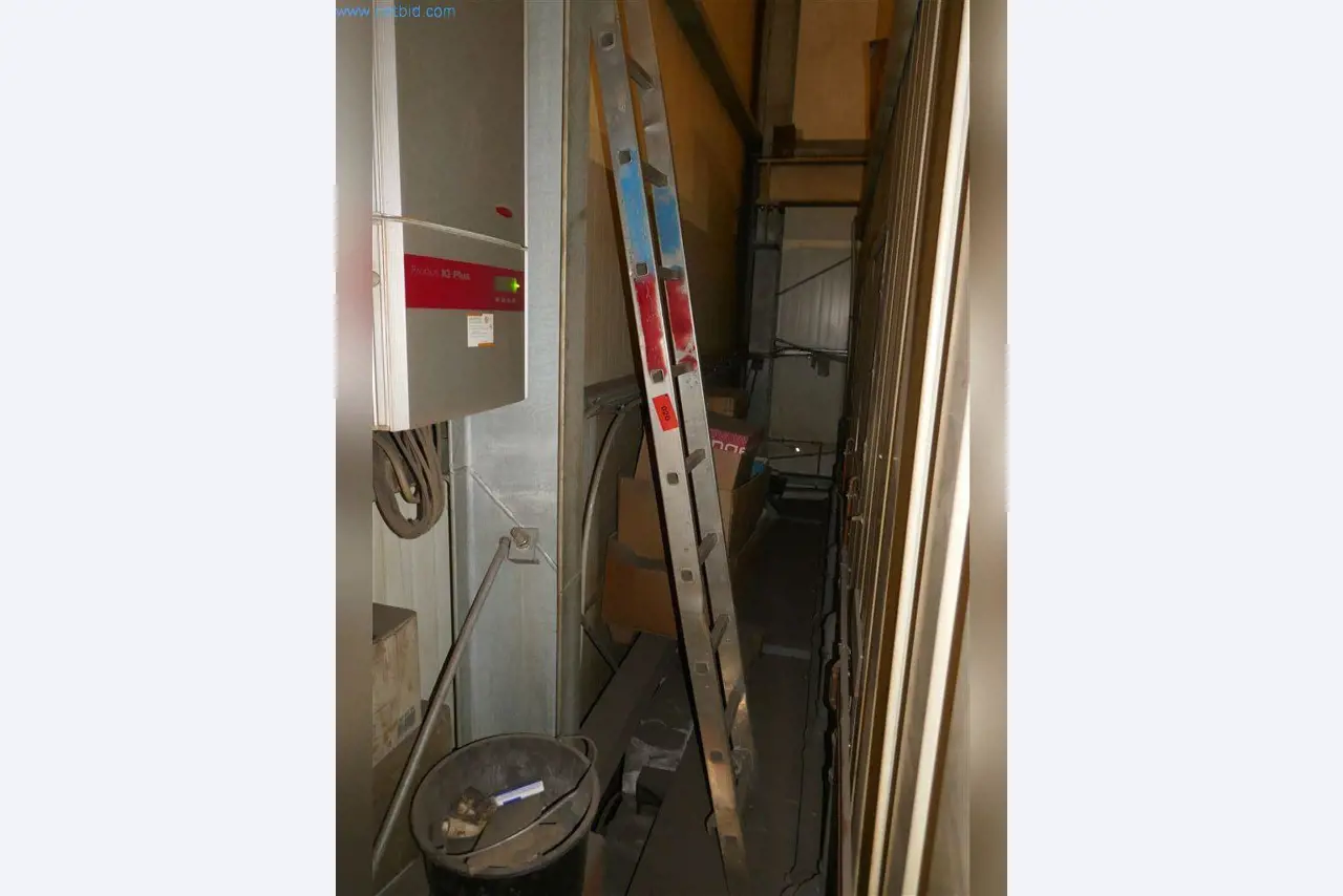 Stroje, provozní a kancelářské vybavení, zásoby, montážní materiál a vozidla-2