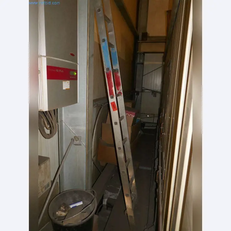 Stroje, provozní a kancelářské vybavení, zásoby, montážní materiál a vozidla-2