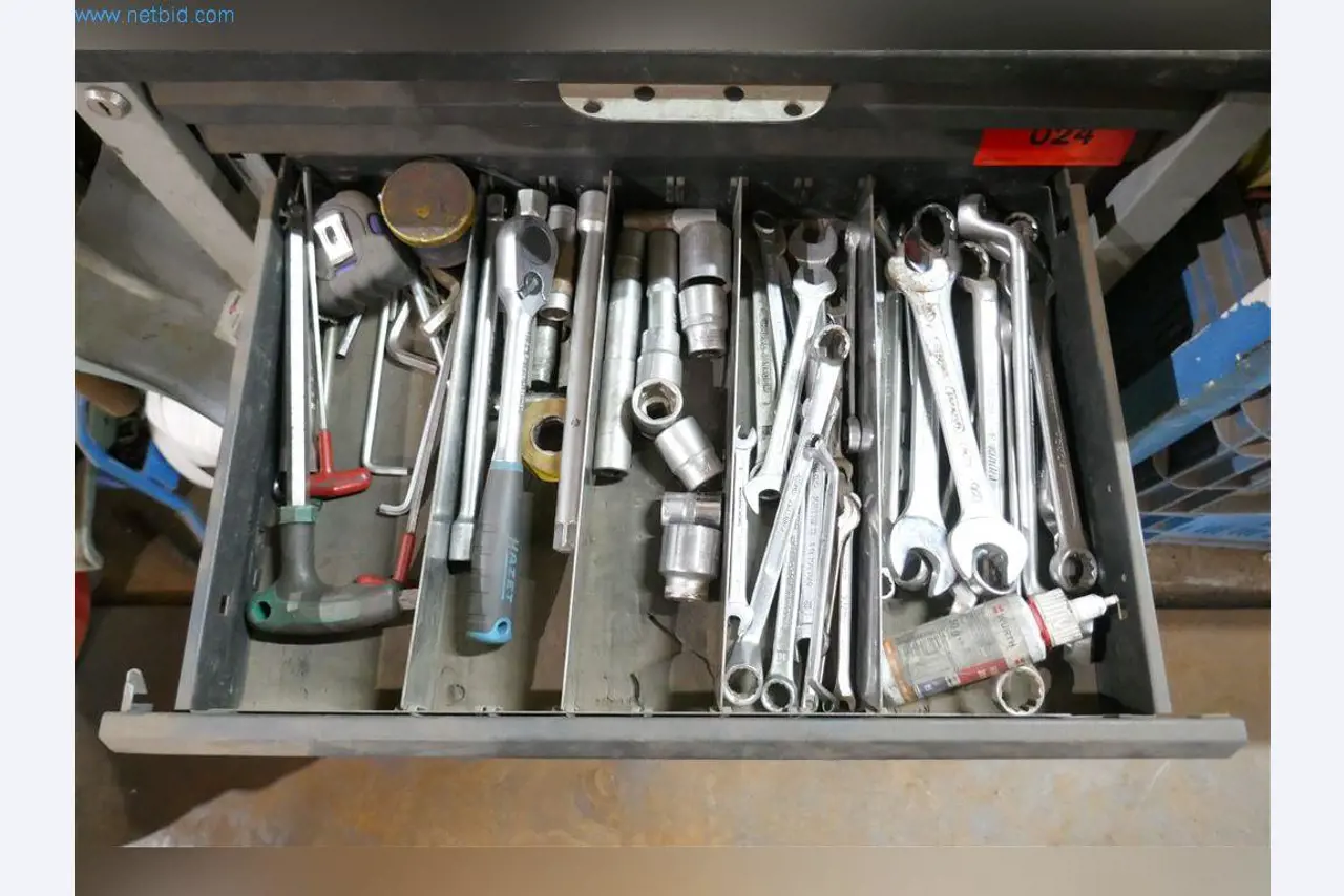 Maschinen, Betriebs- und Geschäftsausstattung, Warenvorräte, Montagematerial und Fahrzeuge (Bereich Stahlbau)-3