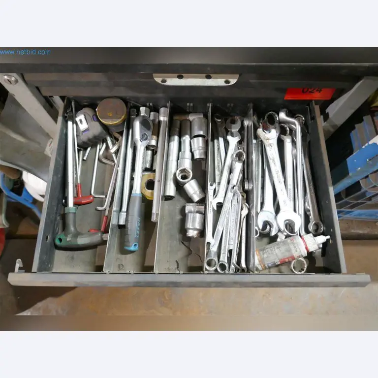 Maschinen, Betriebs- und Geschäftsausstattung, Warenvorräte, Montagematerial und Fahrzeuge (Bereich Stahlbau)-3