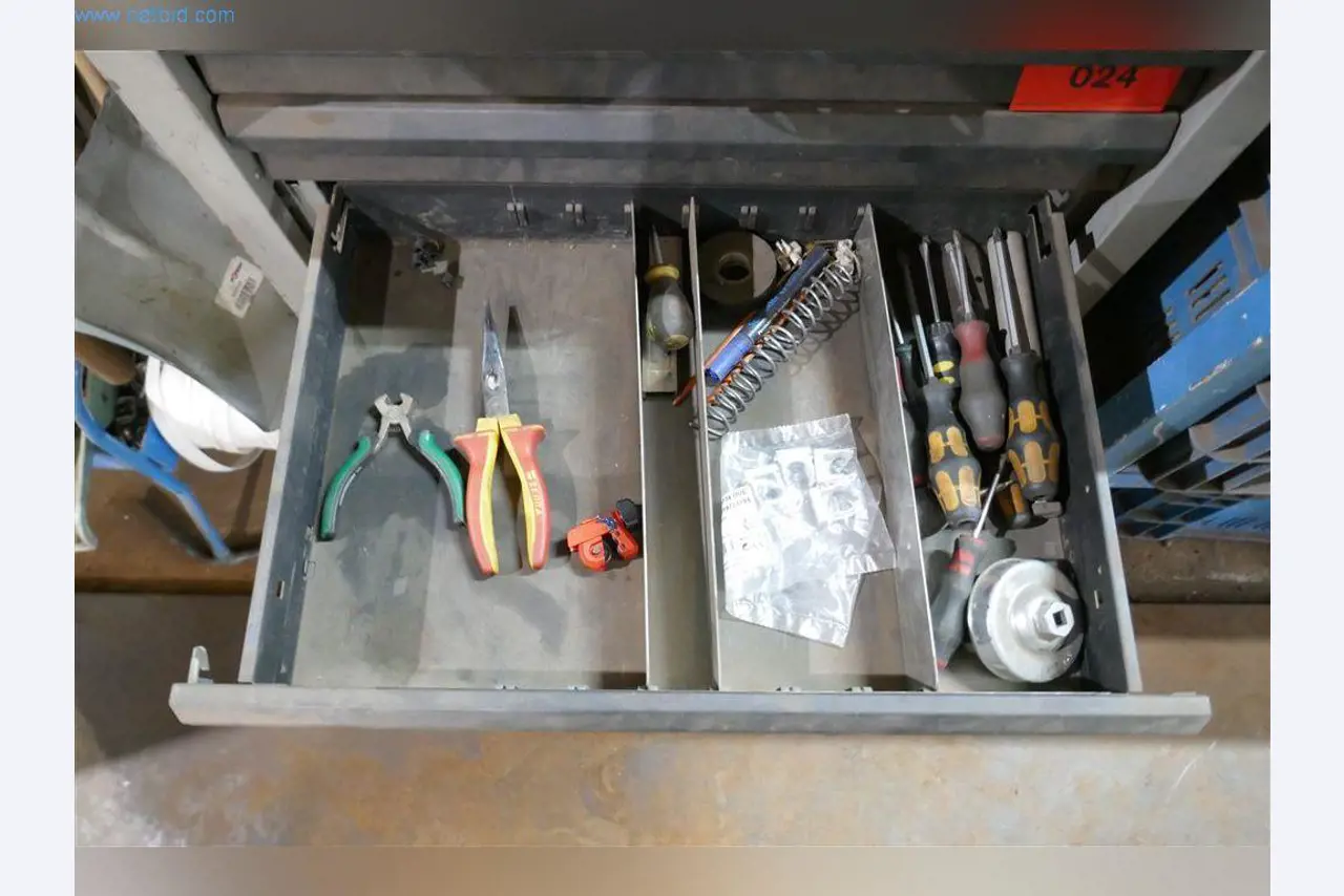 Maschinen, Betriebs- und Geschäftsausstattung, Warenvorräte, Montagematerial und Fahrzeuge (Bereich Stahlbau)-4