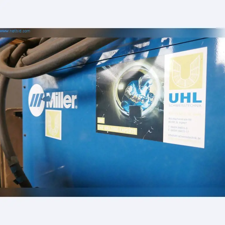 Maquinaria, equipos operativos y de oficina, existencias, materiales de montaje y vehículos-3