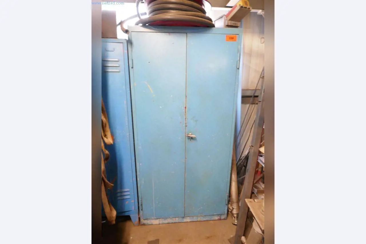 Stroje, provozní a kancelářské vybavení, zásoby, montážní materiál a vozidla-1