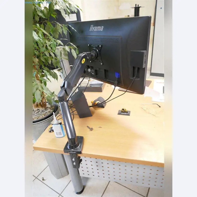 Maschinen, Betriebs- und Geschäftsausstattung, Warenvorräte, Montagematerial und Fahrzeuge (Bereich Stahlbau)-1