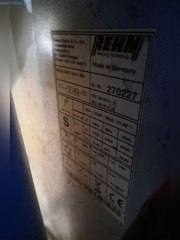 Stroje, provozní a kancelářské vybavení, zásoby, montážní materiál a vozidla-3