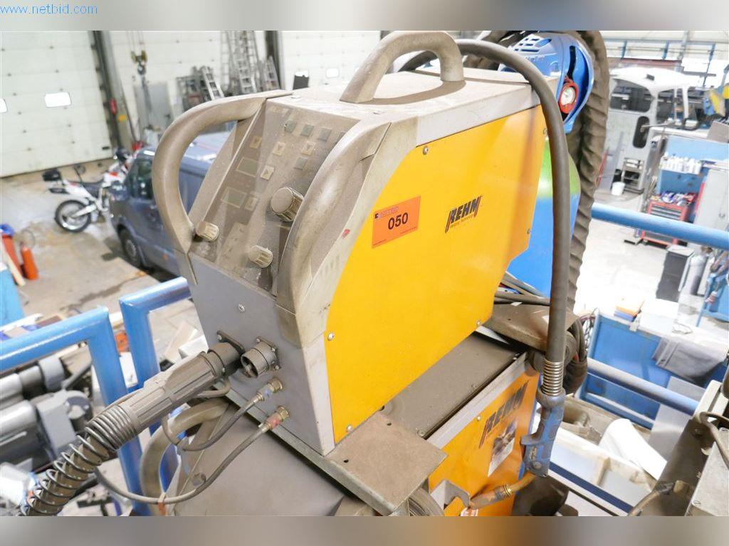 Stroje, provozní a kancelářské vybavení, zásoby, montážní materiál a vozidla-4