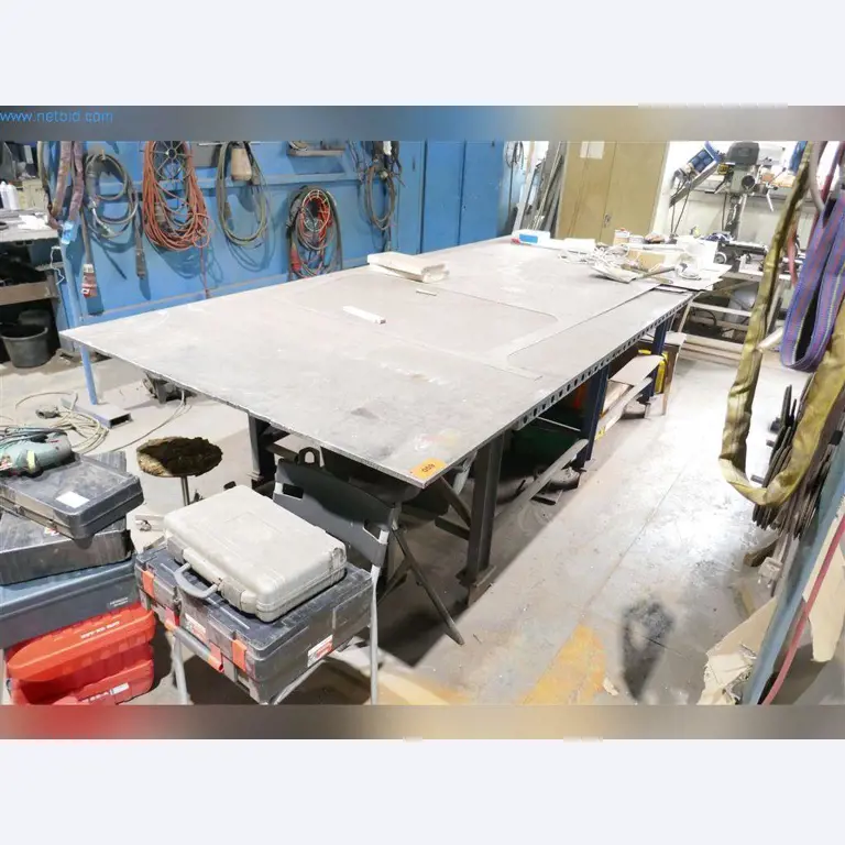 Stroje, provozní a kancelářské vybavení, zásoby, montážní materiál a vozidla-1