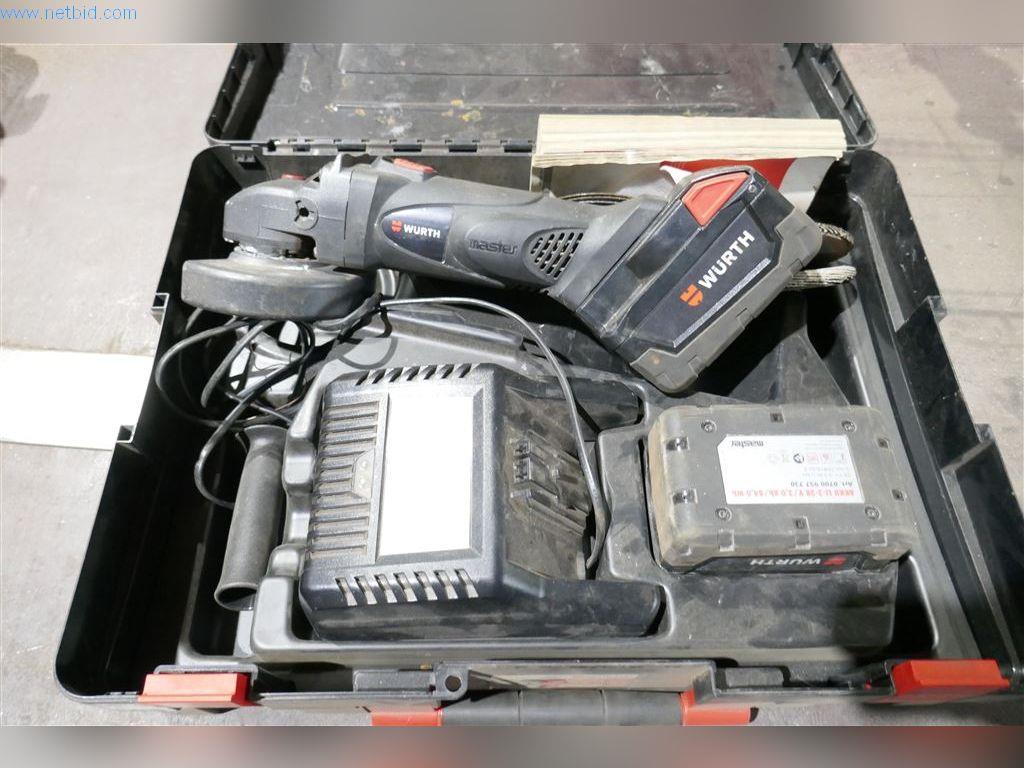 Stroje, provozní a kancelářské vybavení, zásoby, montážní materiál a vozidla-1