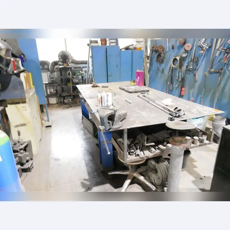 Maschinen, Betriebs- und Geschäftsausstattung, Warenvorräte, Montagematerial und Fahrzeuge (Bereich Stahlbau)-2