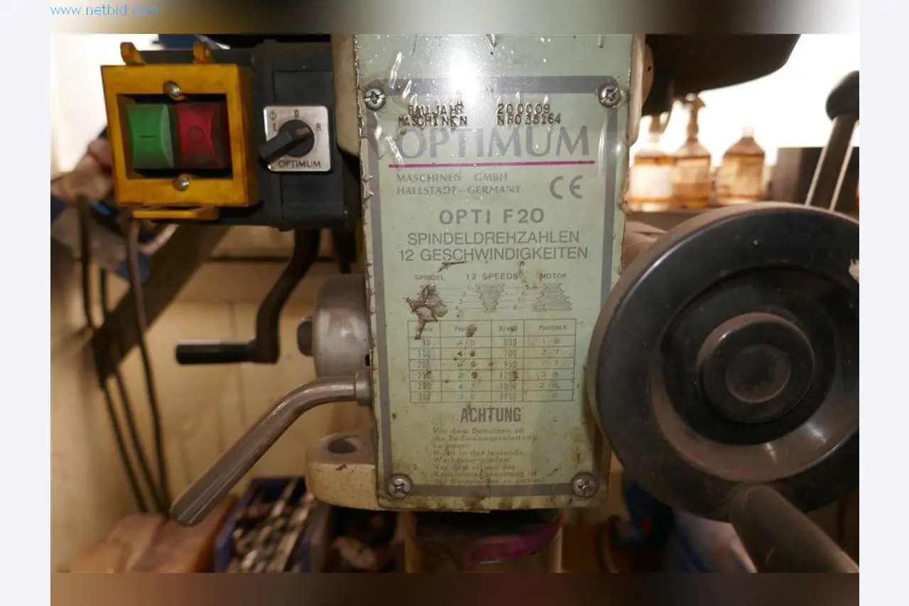 Stroje, provozní a kancelářské vybavení, zásoby, montážní materiál a vozidla-4