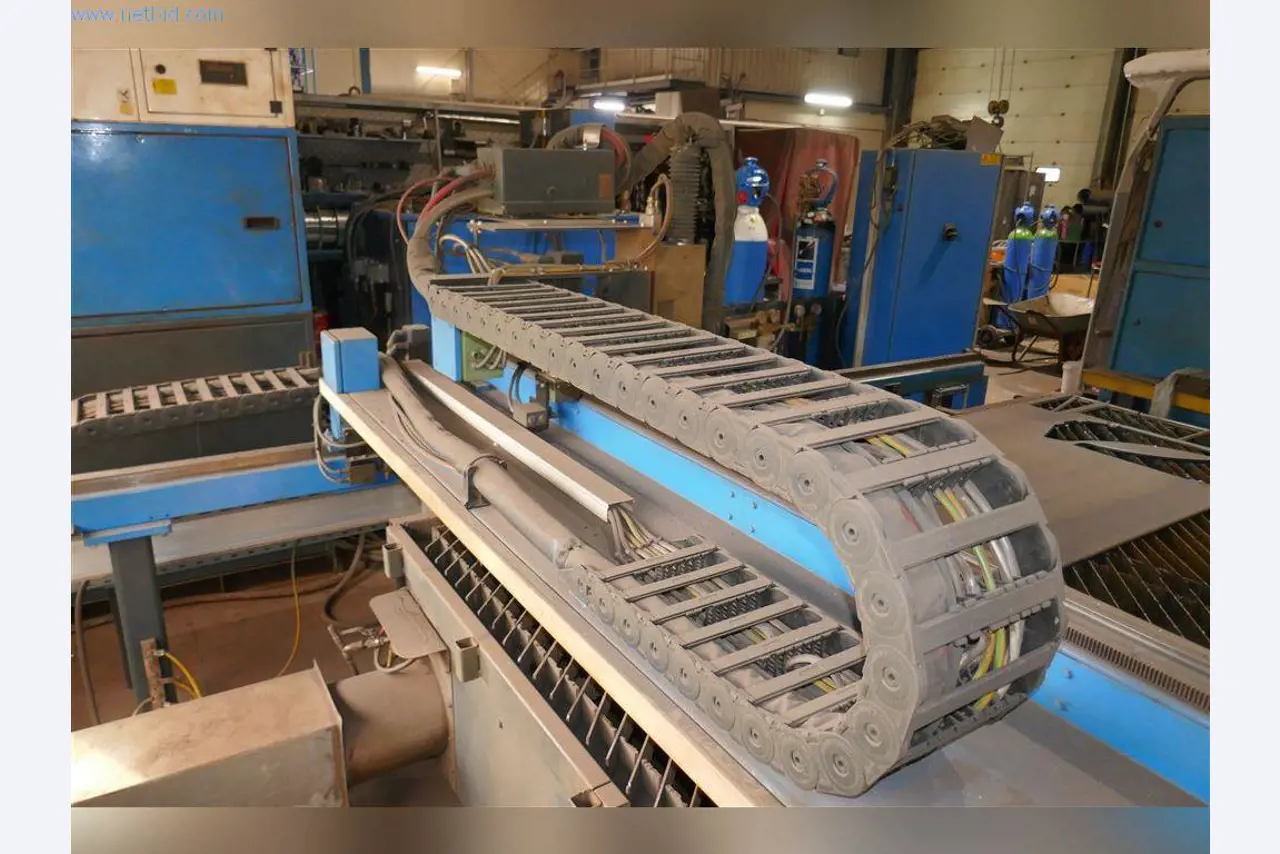 Máquinas, equipamento operacional e de escritório, existências, materiais de montagem e veículos (divisão Construção Metálica)-13