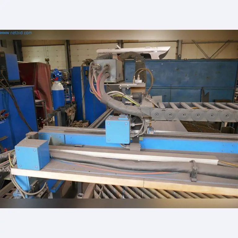 Máquinas, equipamento operacional e de escritório, existências, materiais de montagem e veículos (divisão Construção Metálica)-9