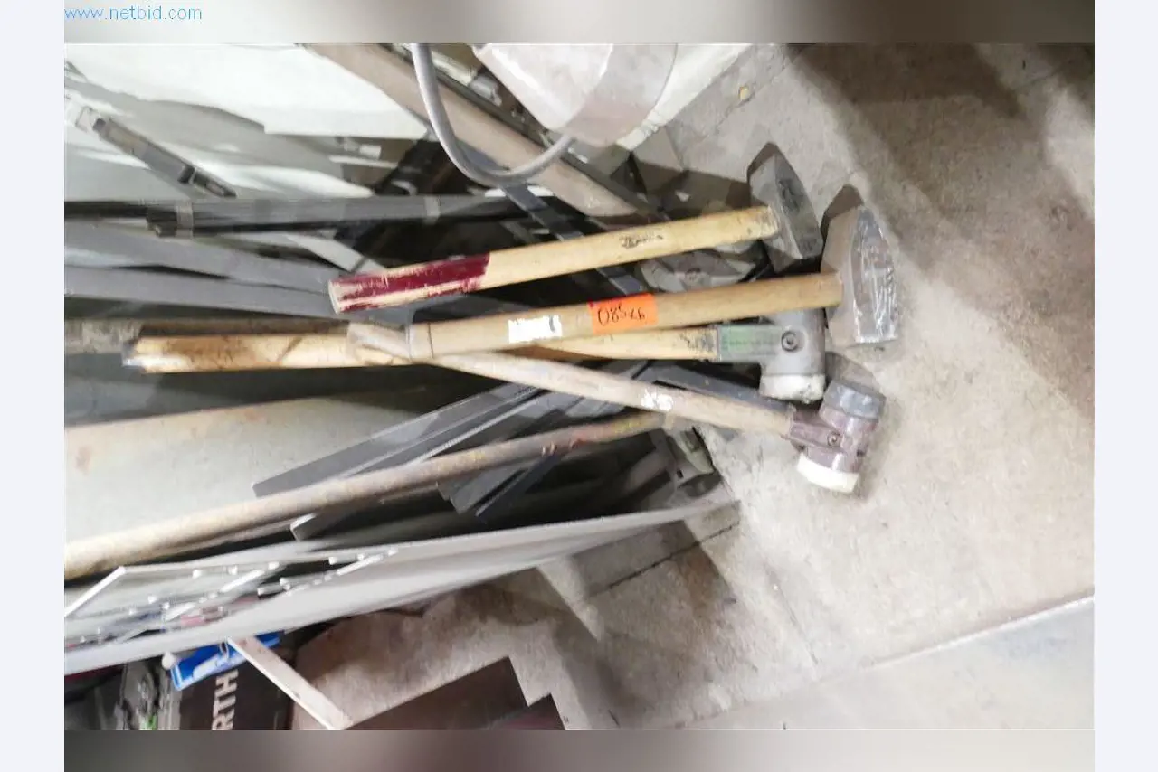 Maschinen, Betriebs- und Geschäftsausstattung, Warenvorräte, Montagematerial und Fahrzeuge (Bereich Stahlbau)-1