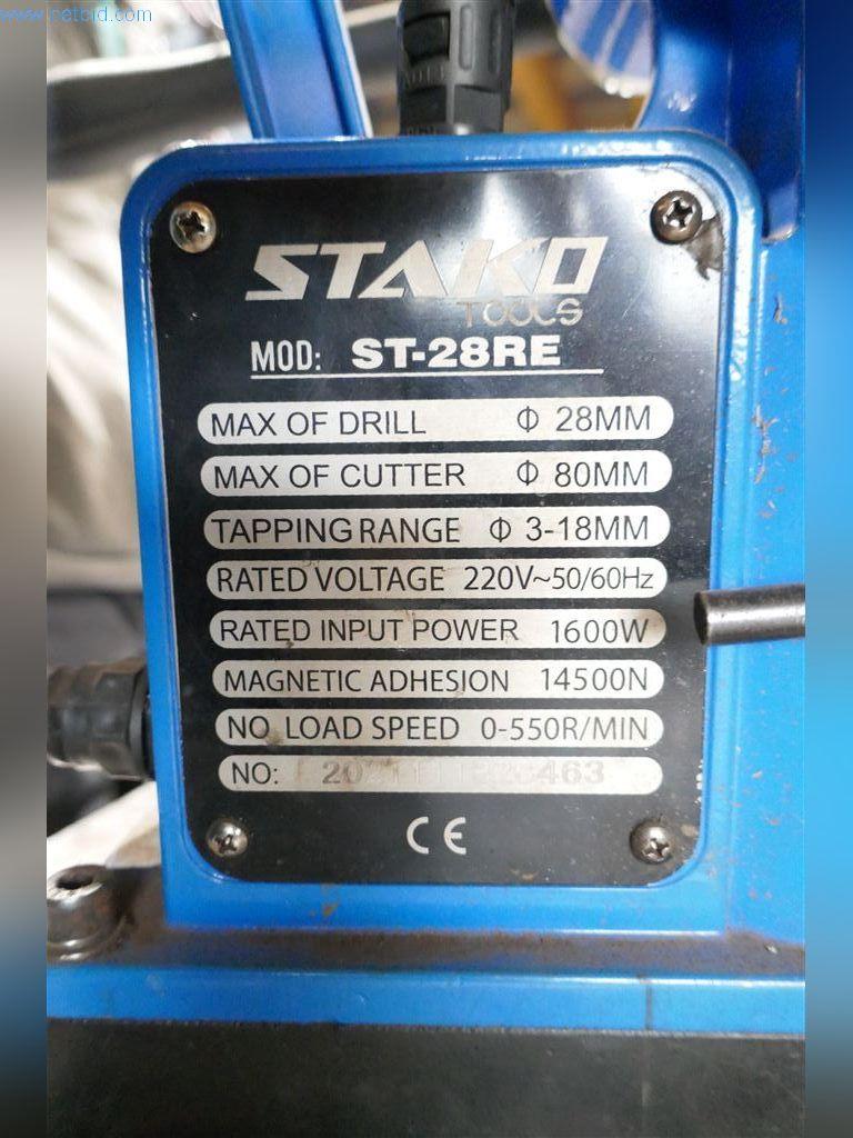 Stroje, provozní a kancelářské vybavení, zásoby, montážní materiál a vozidla-4
