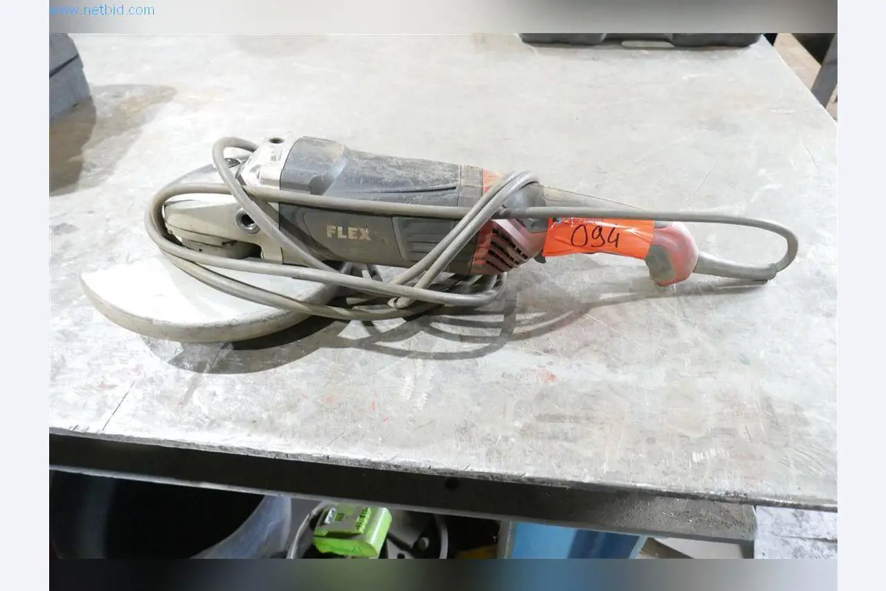 Machines, bedrijfs- en kantooruitrusting, voorraden, assemblagematerialen en voertuigen-2