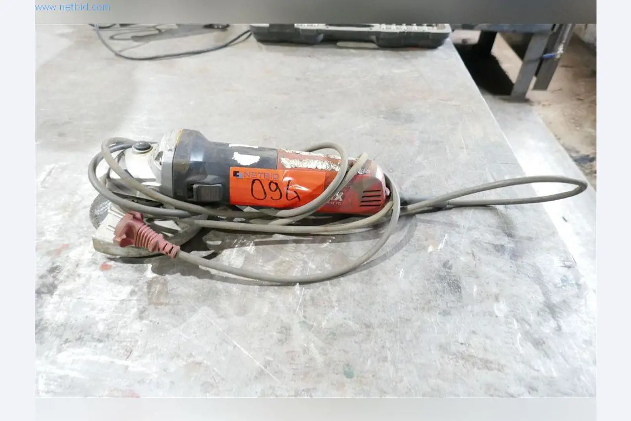 Machines, bedrijfs- en kantooruitrusting, voorraden, assemblagematerialen en voertuigen-3