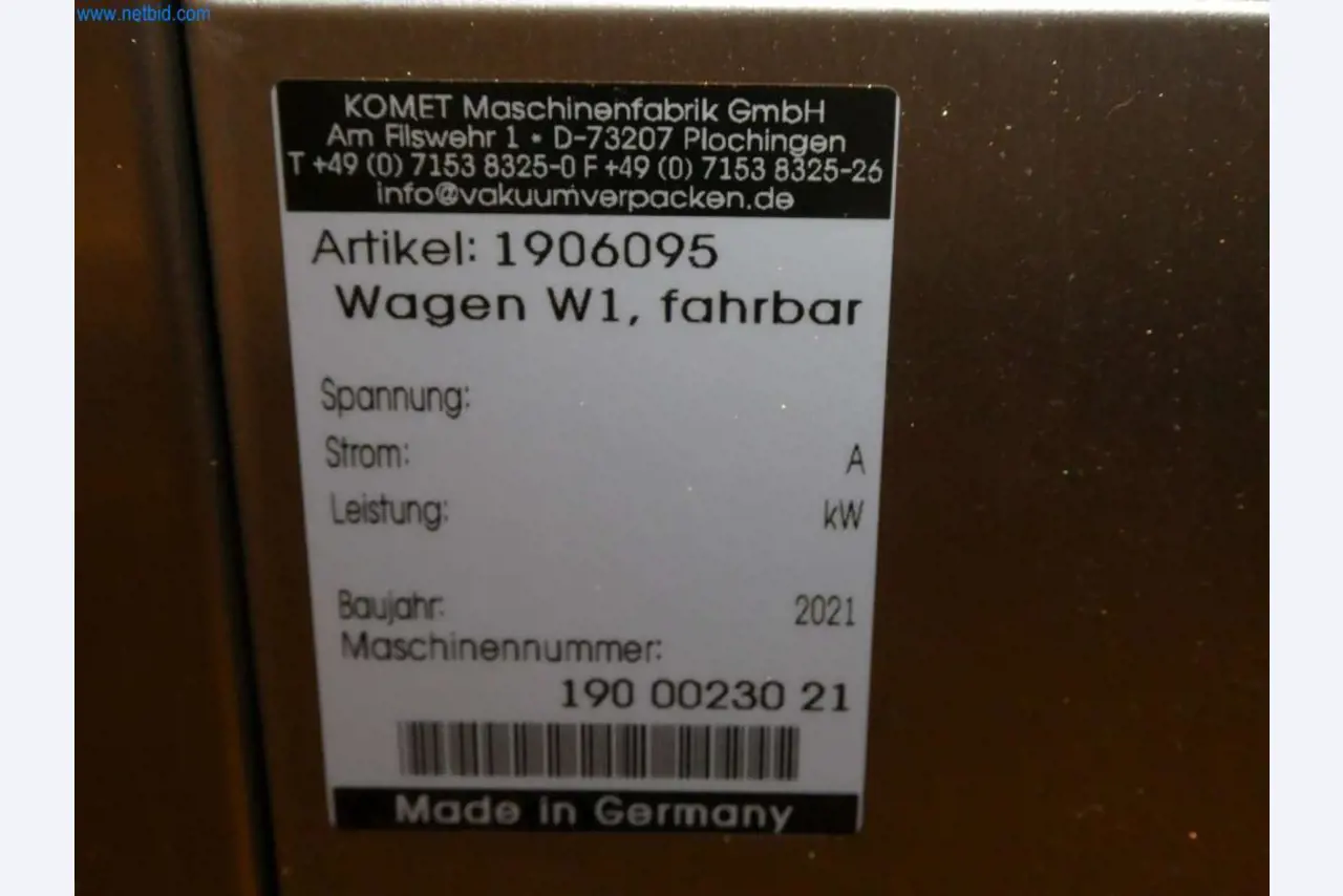 Equipamento e mobiliário para uma confeitaria-6