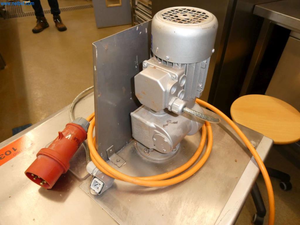 Geräte und Einrichtung einer Confiserie -6