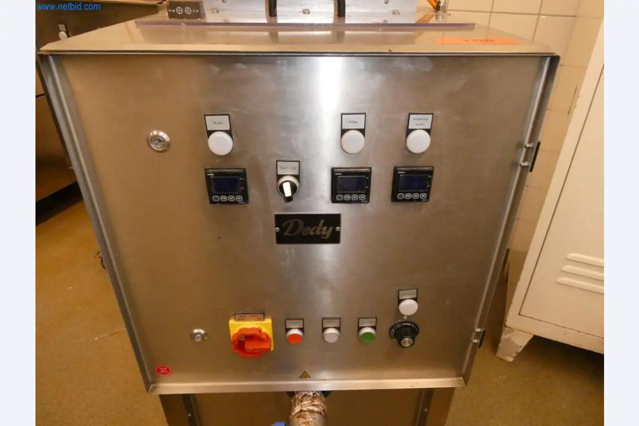 Uitrusting en meubilair voor een banketbakkerij-3