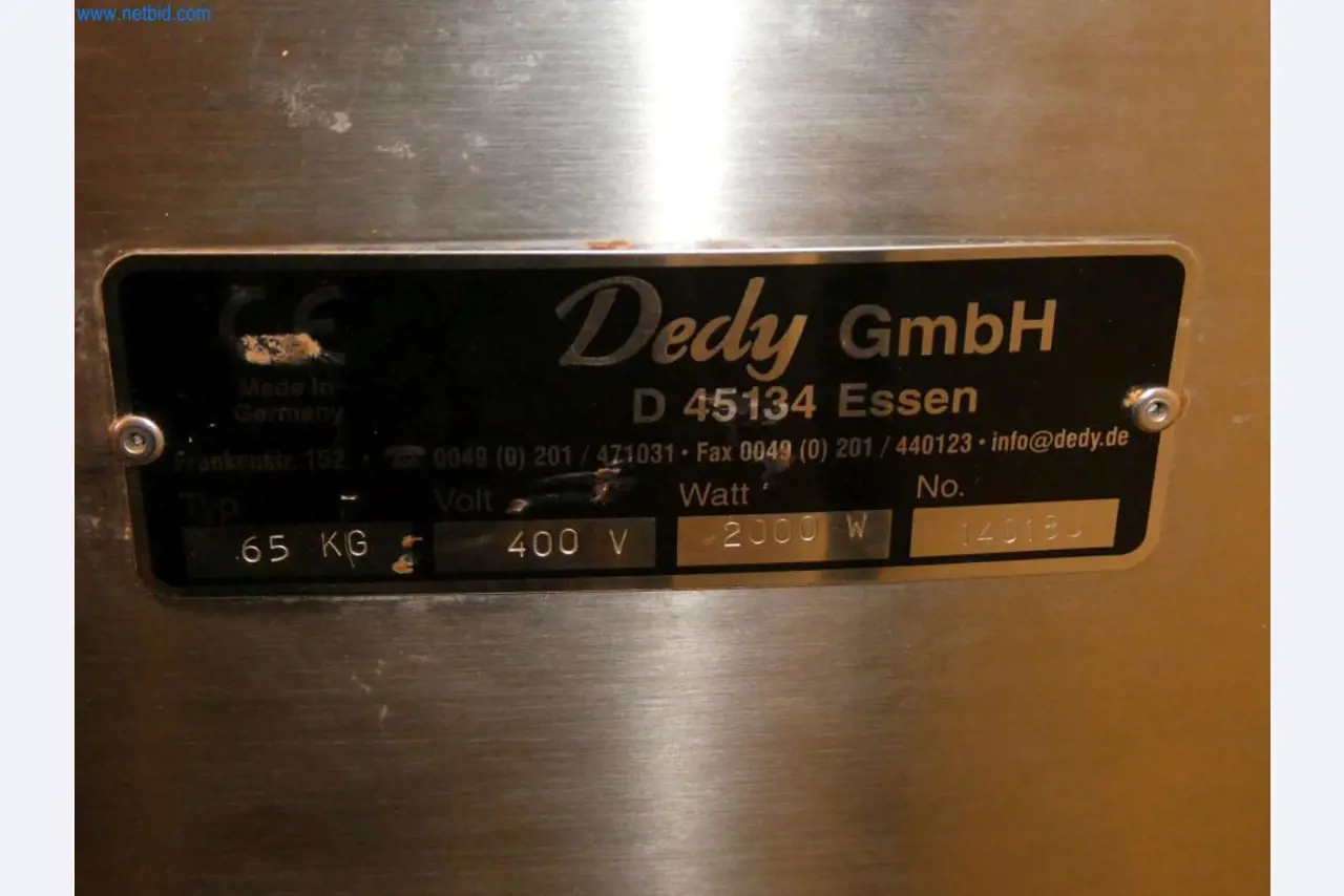 Uitrusting en meubilair voor een banketbakkerij-7