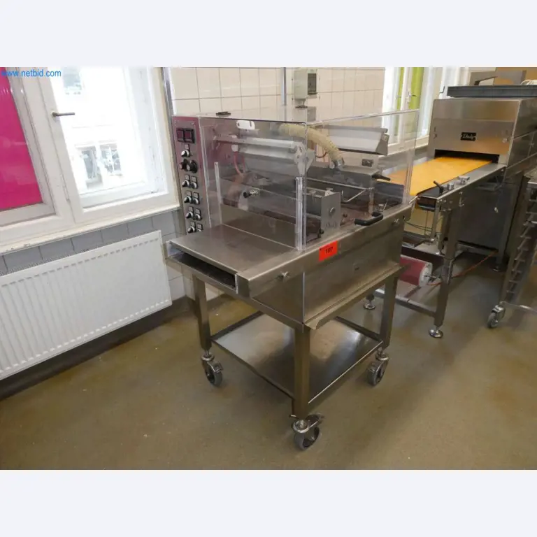 Uitrusting en meubilair voor een banketbakkerij-1