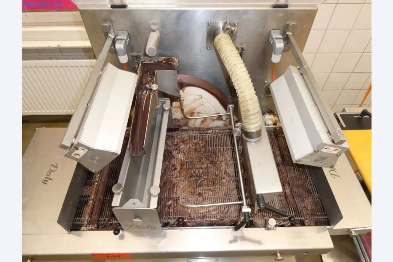 Uitrusting en meubilair voor een banketbakkerij-3
