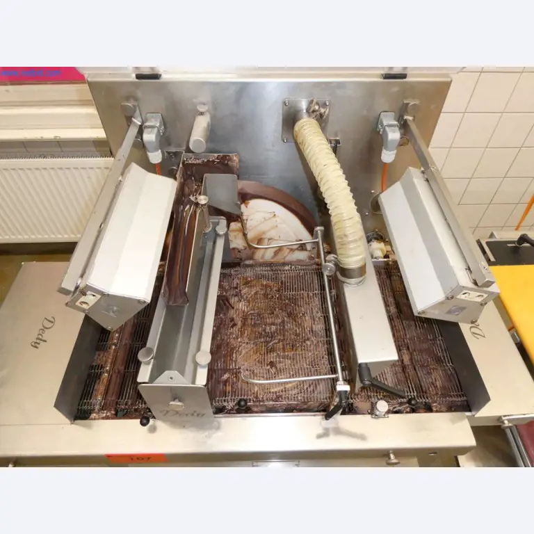 Uitrusting en meubilair voor een banketbakkerij-3
