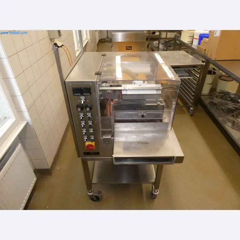 Uitrusting en meubilair voor een banketbakkerij-5