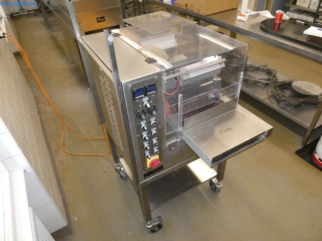 Equipamiento y mobiliario para una confitería-8