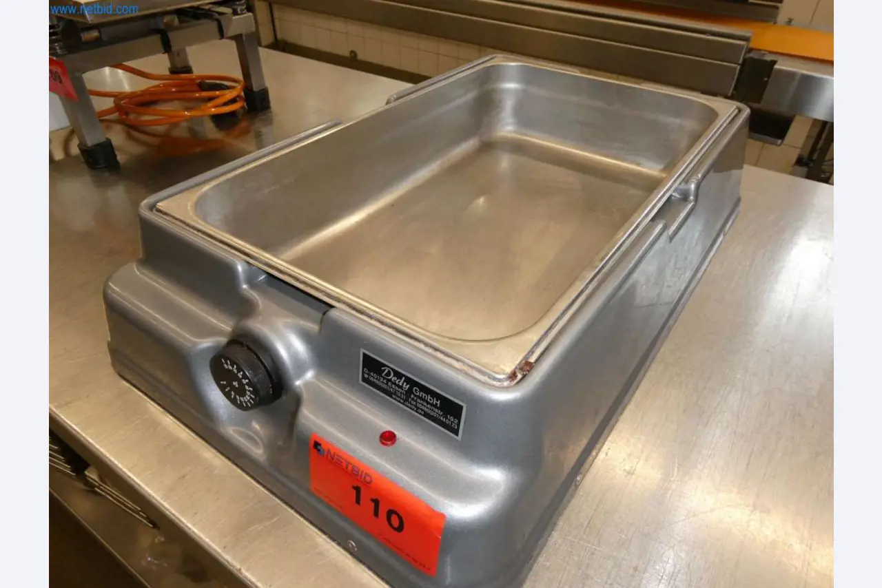 Geräte und Einrichtung einer Confiserie -2