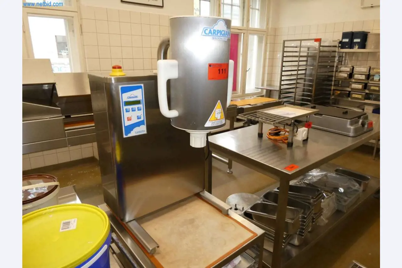 Uitrusting en meubilair voor een banketbakkerij-2