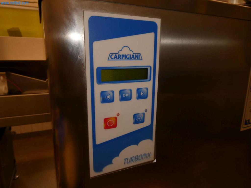 Equipamiento y mobiliario para una confitería-3