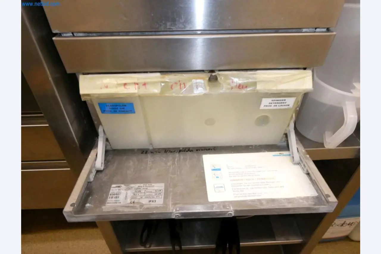 Geräte und Einrichtung einer Confiserie -4