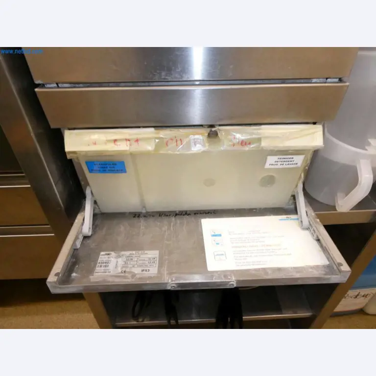 Geräte und Einrichtung einer Confiserie -4