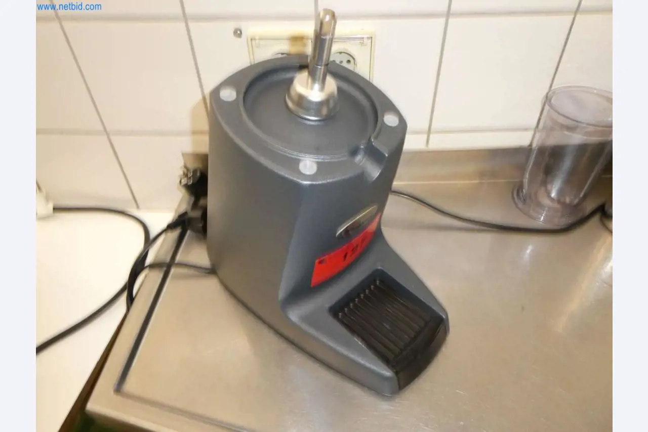 Geräte und Einrichtung einer Confiserie -4