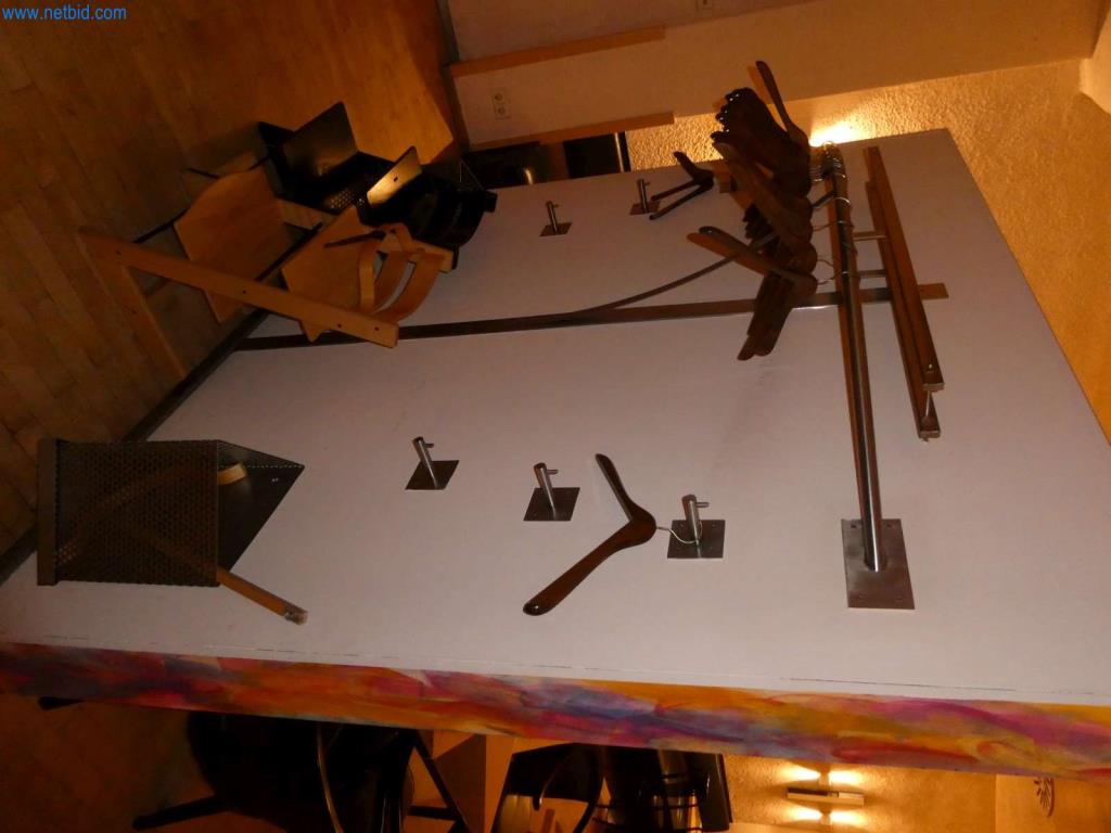 Geräte und Einrichtung einer Confiserie -8