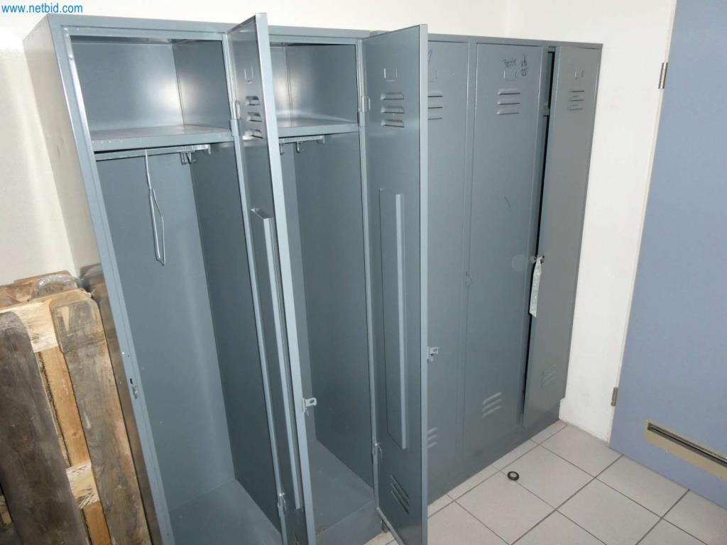 Equipamiento y mobiliario para una confitería-2