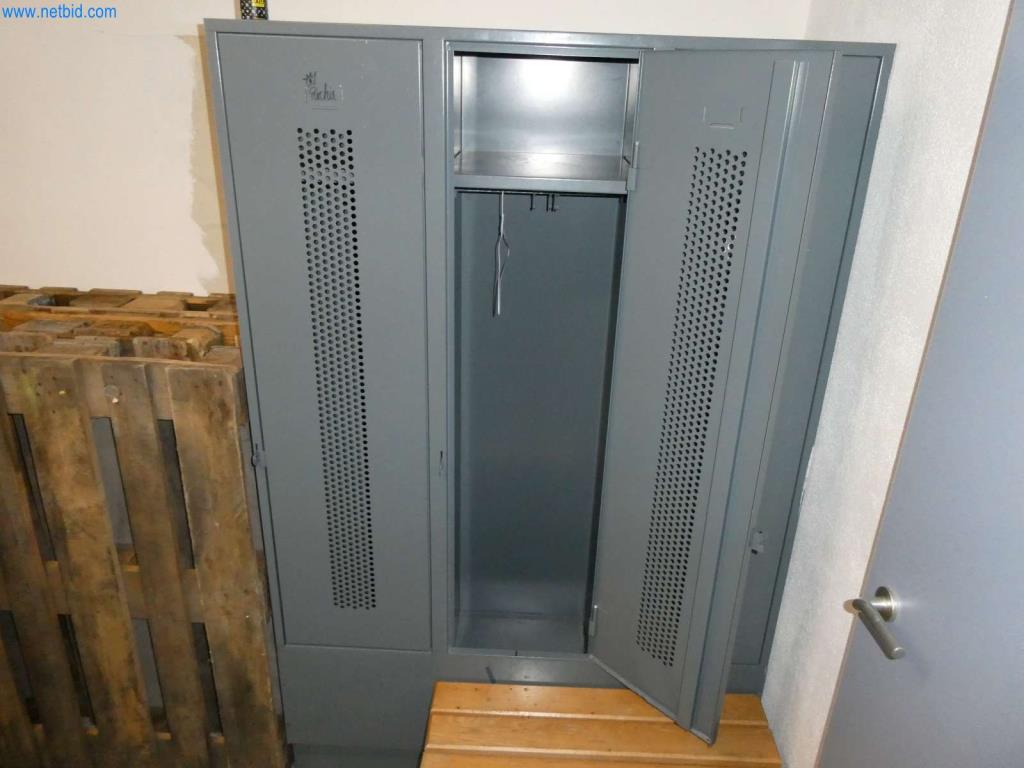 Equipamiento y mobiliario para una confitería-3