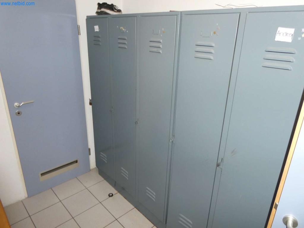 Equipamiento y mobiliario para una confitería-6