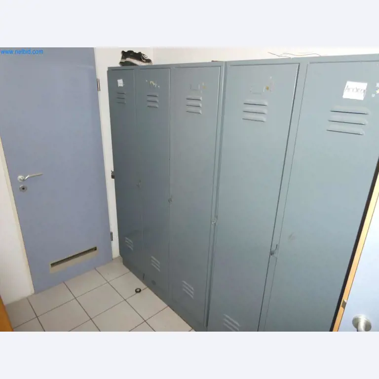 Equipamiento y mobiliario para una confitería-6