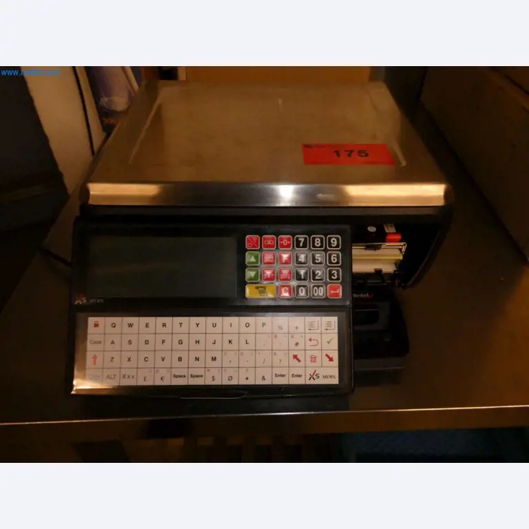 Equipamiento y mobiliario para una confitería-1