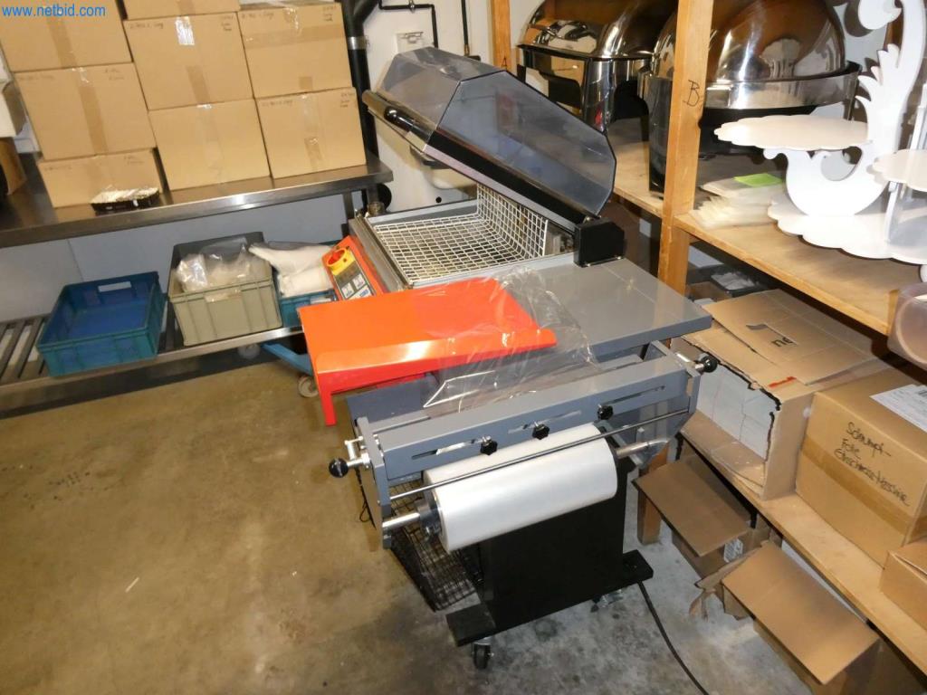 Equipamiento y mobiliario para una confitería-2